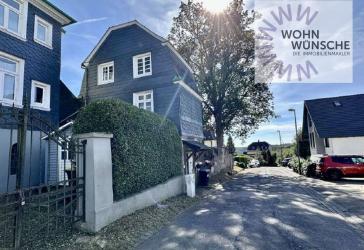 Historisch und gemütlich mit schönem Garten