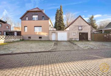 'Zeit für Zuhause: Platz für Familie, Garten und entspannte Stunden'