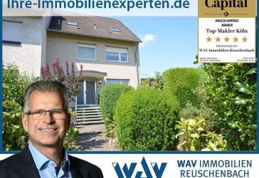 Facettenreiches Eckhaus mit viel Platz in ruhiger Lage