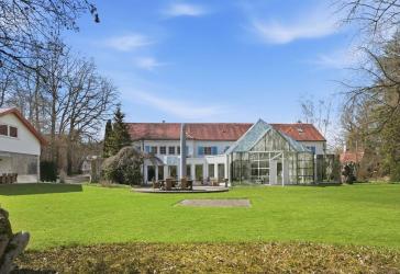 Vorschaubild Villa