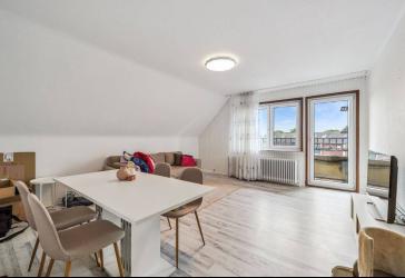 Charmante Dachgeschosswohnung in gefragter Lage von Stuhr
