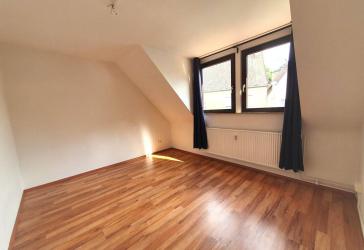 Geräumige 4-Zimmer-Wohnung mit Loggia und Mainblick in zentraler Altstadtlage