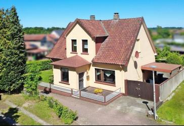 Sehr gepflegtes Einfamilienhaus inkl. Reserve zum Ausbau