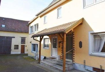 Ehe. Bauernhof mit Scheune und PV-Anlage in Großlangheim !