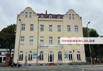 IMMOBERLIN.DE - 2025 energietechnisch modernisiertes Wohn- & Geschäftshaus in gefragter Lage