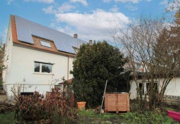 Wohnen, Vermieten oder Kombinieren - Haus mit Einliegerpotenzial und Entwicklungschancen