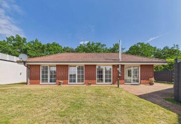 Gemütlicher Bungalow am Waldrand mit viel Platz für Familie und Hobby