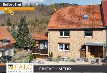 ***Blick auf die Burg Plesse - Haus mit Doppelgarage und üppiger Terrasse in Eddigehausen***