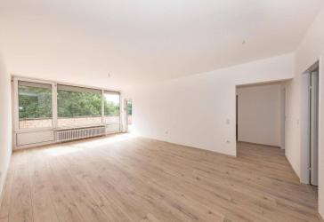 Helle 4-Zimmerwohnung am Lessingplatz