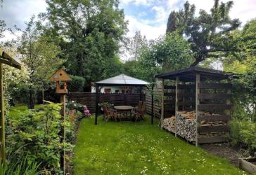 AB JULI ZU BEZIEHEN - tolle 4-Zimmer-Altbauwohnung im Hochparterre im Tribseer Damm -