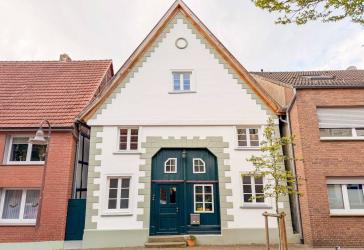 Geschichte (er)leben! Liebevoll modernisiertes, denkmalgeschütztes EFH im Herzen von Beckum