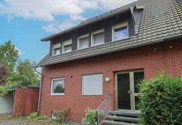 Entwicklungspotenzial nutzen: Mehrfamilienhaus mit 3 Wohneinheiten in Steinfurt-Borghorst