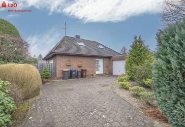 Reserviert: Schöner Walmdachbungalow in ruhiger Siedlung
