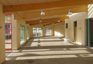 Attraktive Verkaufs- und Ausstellungsflächen mit optionalen Büro- und Lagerbereichen