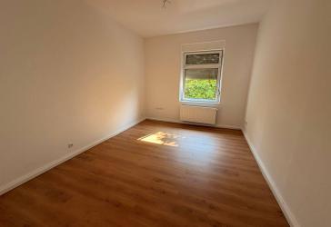 Große Familienwohnung mit 6 Zimmern - frisch renoviert