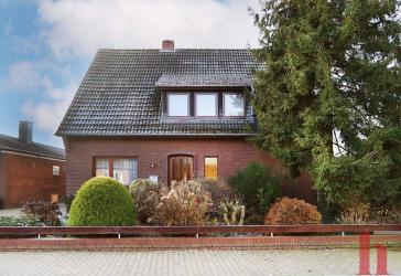 Gepflegtes Wohnhaus in zentraler Lage von Bakum