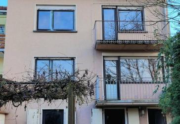 Ein Zuhause mit Potenzial - renovierungsbedürftiges Haus mit gemütlichem Garten
