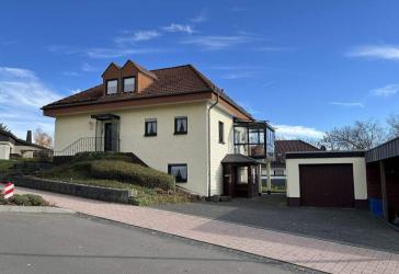 Einziehen und Vermieten - Einfamilienhaus mit Einliegerwohnung in Prüm