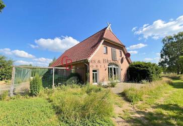 Ländlich gelegenes Bauernhaus auf 11.686 m² - modernisiert & provisionsfrei