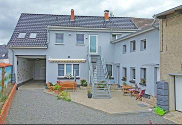 Stilvoll saniertes Mehrfamilienhaus mit 4 Einheiten und viel Raum in der Stadt Usedom