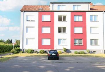 Vermietung oder Selbsteinzug: Schnuckelige 4-Raum-Dachgeschosswohnung mit Garage in Parchim