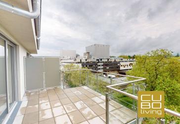Exklusive 3-Zimmer Wohnung mit 2 Terrassen und EBK