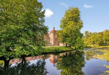 Architektenhaus mit Pool, Atelier und großem Grundstück in Velen