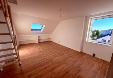 Klimatisierte & kernsanierte DG Wohnung 95qm