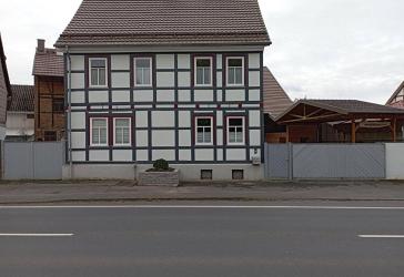 top saniertes Bauernhaus mit Resthof