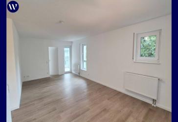 Helle modernisierte 2-Zimmer-Wohnung mit Balkon, Tageslichtbad mit Dusche, guter Schnitt
