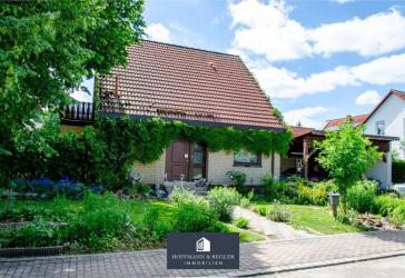 Gemütliches Einfamilienwohnhaus mit Naturgarten