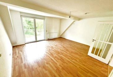 Familientraum mit Gartenanteil - 4 ZKB mit Balkon in begehrter Lage von Trier-Ost.
