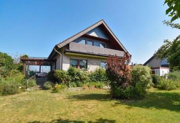 Burgdorf - Schillerslage: Charmantes Einfamilienhaus mit traumhaftem Garten - ideal für Familien!