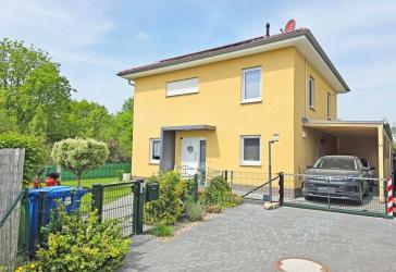 ***Gartenstadt Neuenhagen! Familiengerechter KFW 55 Neubau in grüner Umgebung nähe S-Bahn (S5)***
