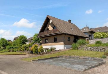 Attraktives Einfamilienhaus in ruhiger Lage - Faid an der Mosel