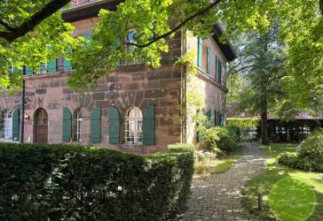 ** Ihre grüne Oase in der Stadt * kultiviertes Wohnen zwischen Park, Altstadt & UTN **