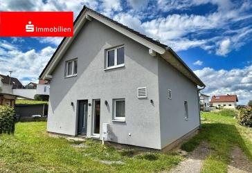 Modernes, Freistehendes Einfamilienhaus in ruhiger Wohnlage