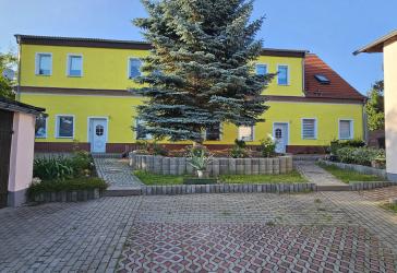 Mehrfamilien Haus vermietet von privat zu verkaufen