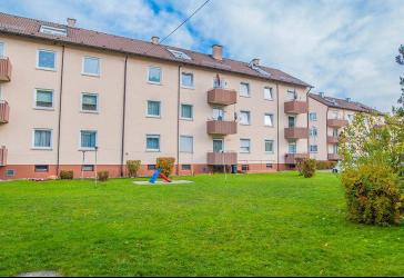 Perfekt für Singles: Großes renoviertes 2- Zi. Apartment mit Balkon in Senden