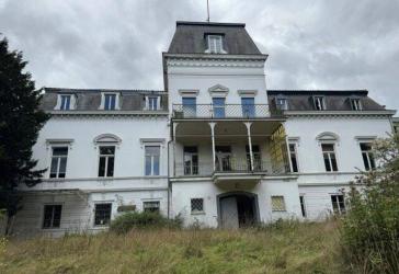 Denkmalgeschützte Hofanlage Gut Melb in Bonn (9 Bauten diverser Art und Baujahre)