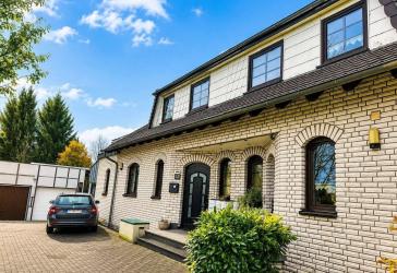 ***Mitten im Herzen von Welver*** Modernes Ein-Zweifamilienhaus mit kleiner Einliegerwohnung, großem Garten und Doppelgarage