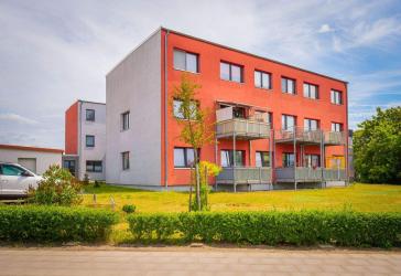 großzügige 1-Zimmer Seniorenwohnung in Waren (Müritz)