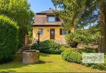 Ein Haus mit Geschichte und Charakter – großer Garten mit altem Baumbestand!