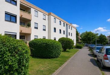 Mehr Raum für Ihr Leben - 4,5 ZKB mit Balkon, Kamin und Stellplatz!