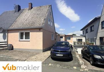Schönes, ruhiges Reihen-Einfamilienhaus in begehrter Wohnlage von Hof mit Erbpachtgrundstück