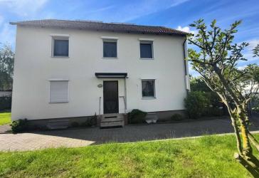 Freistehendes modernisiertes Zweifamilienhaus in Rumpenheim 7,5 Zimmer, 3 Bäder, gr. Garten, Garage
