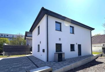 Eine seltene Gelegenheit: Neuwertiges Einfamilienhaus in Coburg- modern und nachhaltig geplant