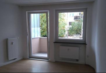 Schöne 3-Zimmer-Wohnung mit Balkon!