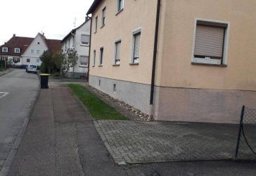 Schöne Wohnung im DG in guter Lage mit Glasfaseranschluß