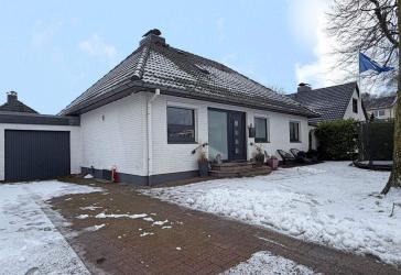 Zuhause mit ca. 224 m² Wohn-/Nutzfläche